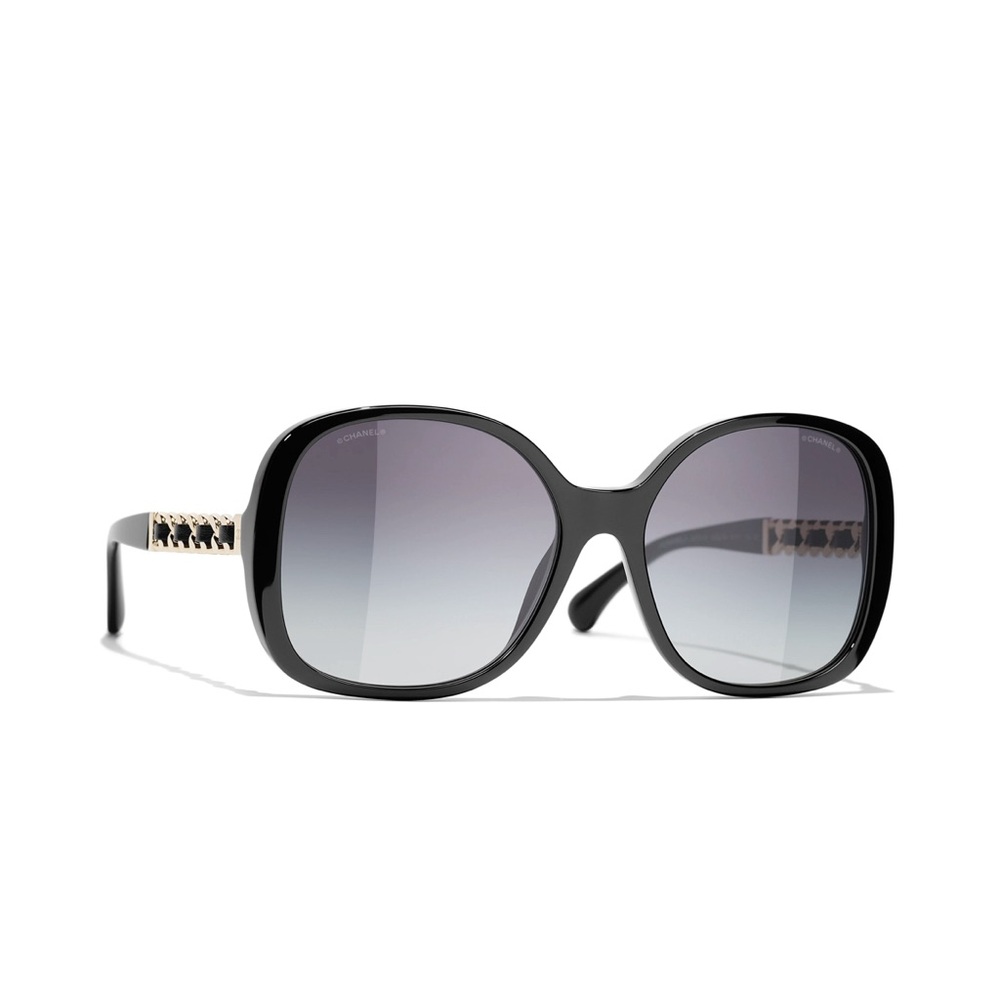 Chanel Sunglasses Classic  Black Gold CC Logo Oversized Chain Arms Authentic